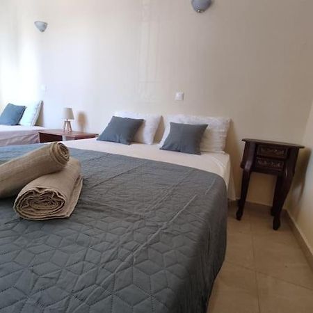 Montnoir Appartement Mavrovoúnion Buitenkant foto