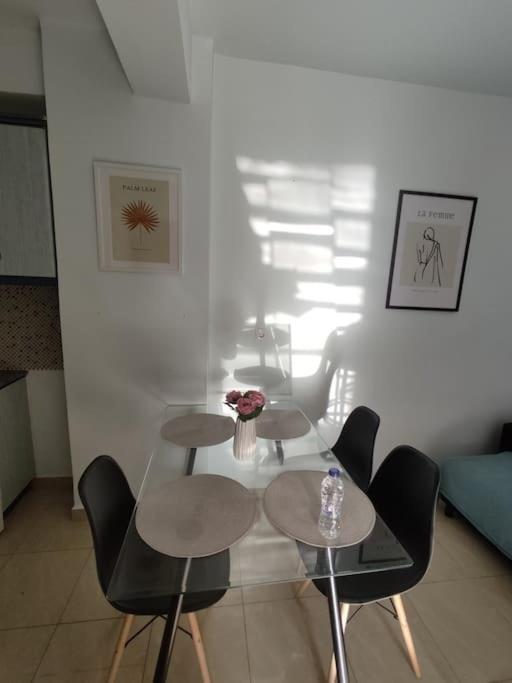 Montnoir Appartement Mavrovoúnion Buitenkant foto
